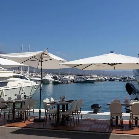 1 Puerto Banus Second Line, Luxury Lägenhet *