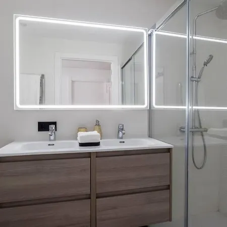 1 Puerto Banus Second Line, Luxury *