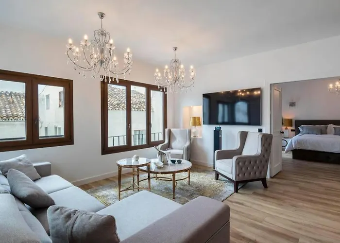 Apartament 1 Puerto Banus Second Line, Luxury Marbella